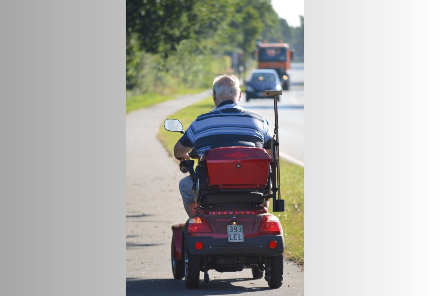 Navigating Public Spaces with Ease: Essential Tips for Mobility Scoote ...